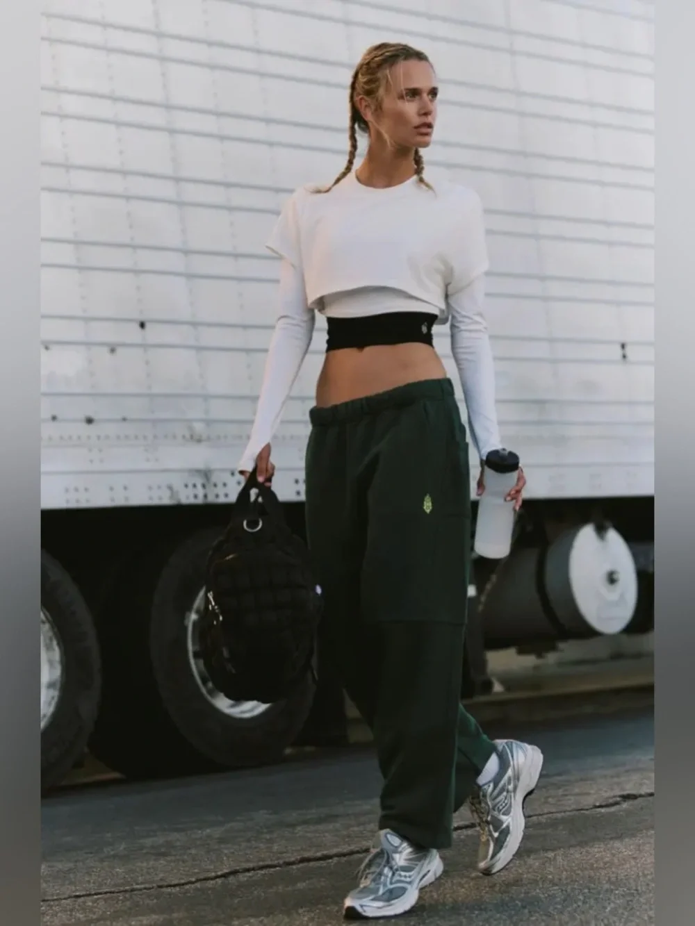 NWT! FP Free People Movement Top Score Barrel Pants Sz Large - Picture 3 of 4